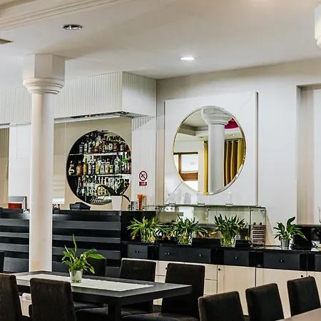 فندق مبيت وإفطار Panorama_spa تشوستش